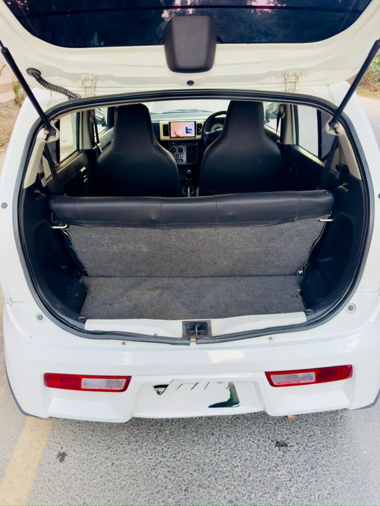 WhatsApp Image 2025-12-25 at 6.15.37 PM